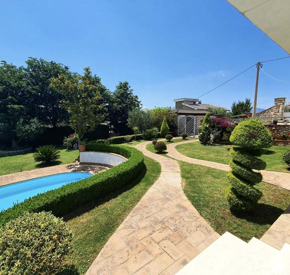 Vila Elida Trajas Екстериор снимка