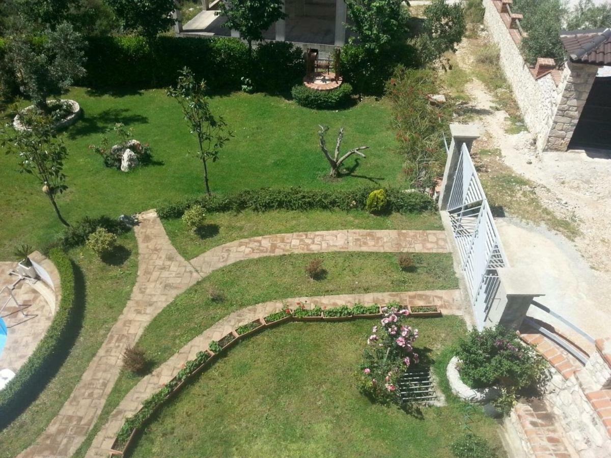 Vila Elida Trajas Екстериор снимка