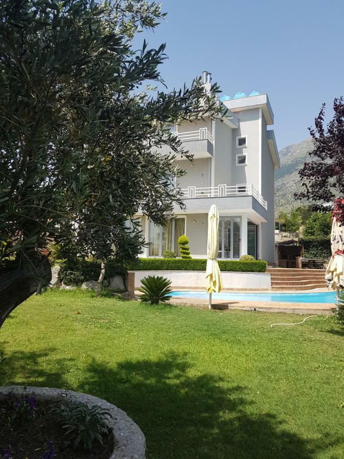 Vila Elida Trajas Екстериор снимка